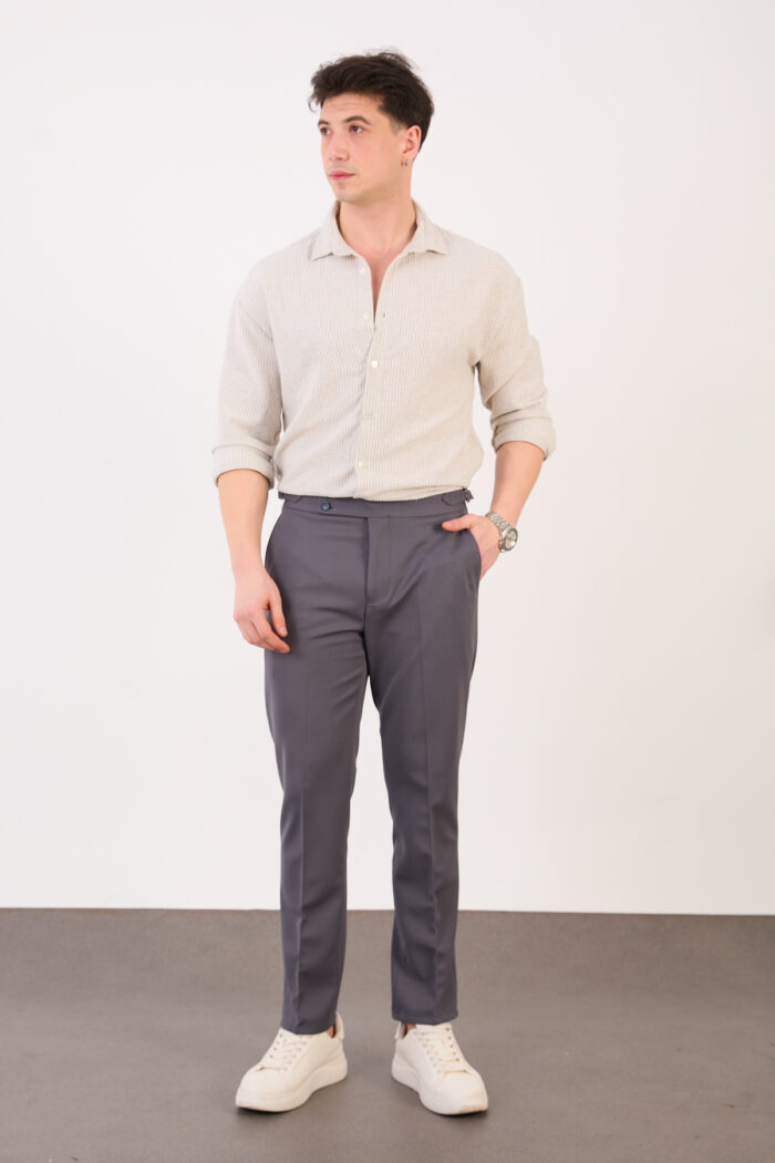 Erkek Gri Slim Fit İtalyan Kesim Yan Bel Toka Detaylı Klasik Pantolon 011 Model - Görsel 1