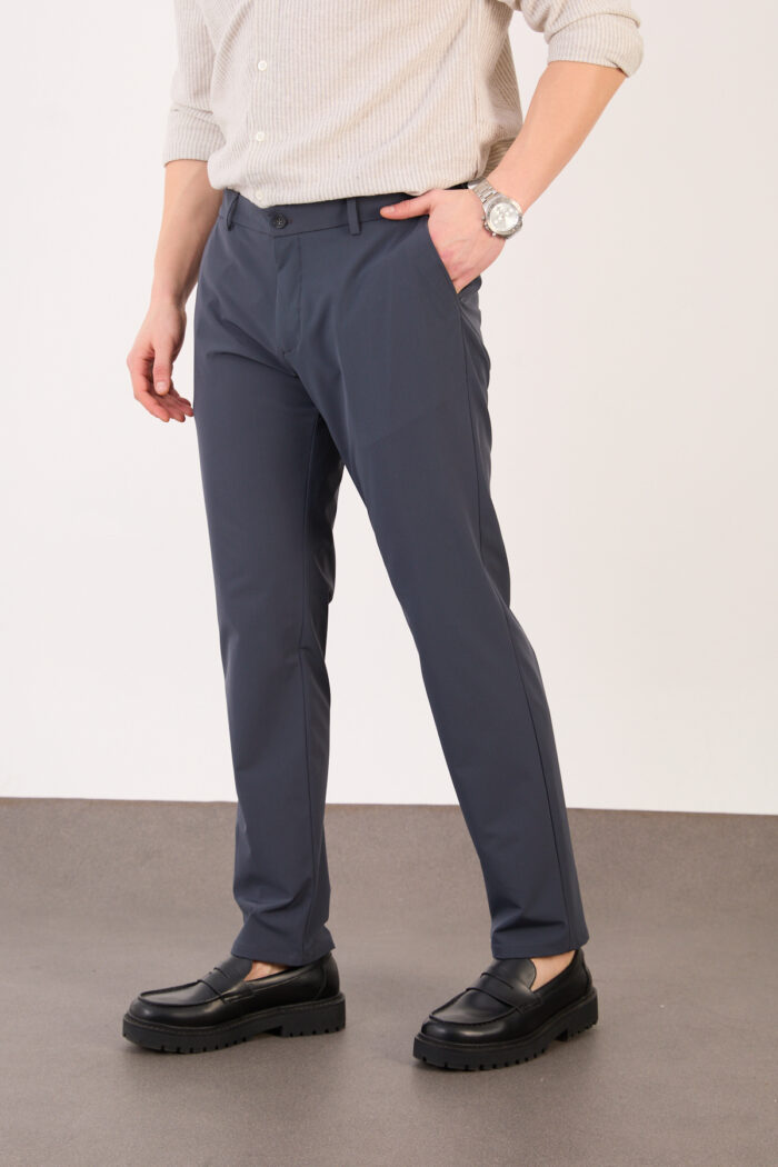 Erkek Antrasit Klasik Slim Fit Paraşüt Kumaş Pantolon 07 Model - Görsel 4