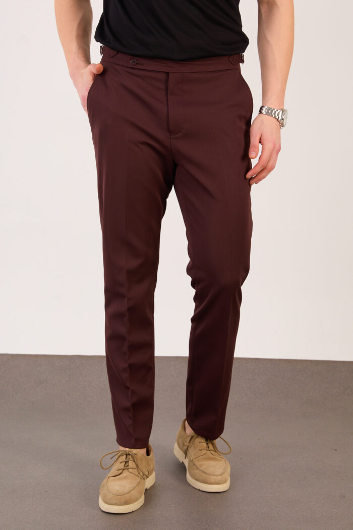 Erkek Kahve Slim Fit İtalyan Kesim Yan Bel Toka Detaylı Pantolon 011 Model - Görsel 3