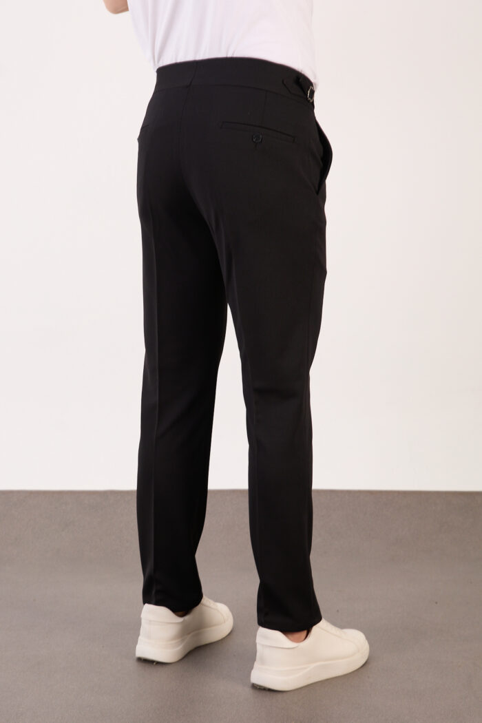 Erkek Siyah Slim Fit İtalyan Kesim Yan Bel Toka Detaylı Klasik Pantolon 011 Model - Görsel 4